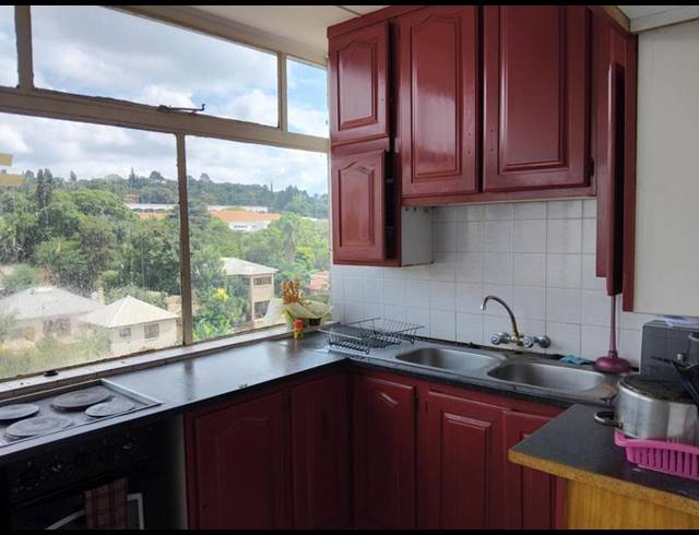 4 BEDROOM APARTMENT FOR SALE IN MUCKLENEUK